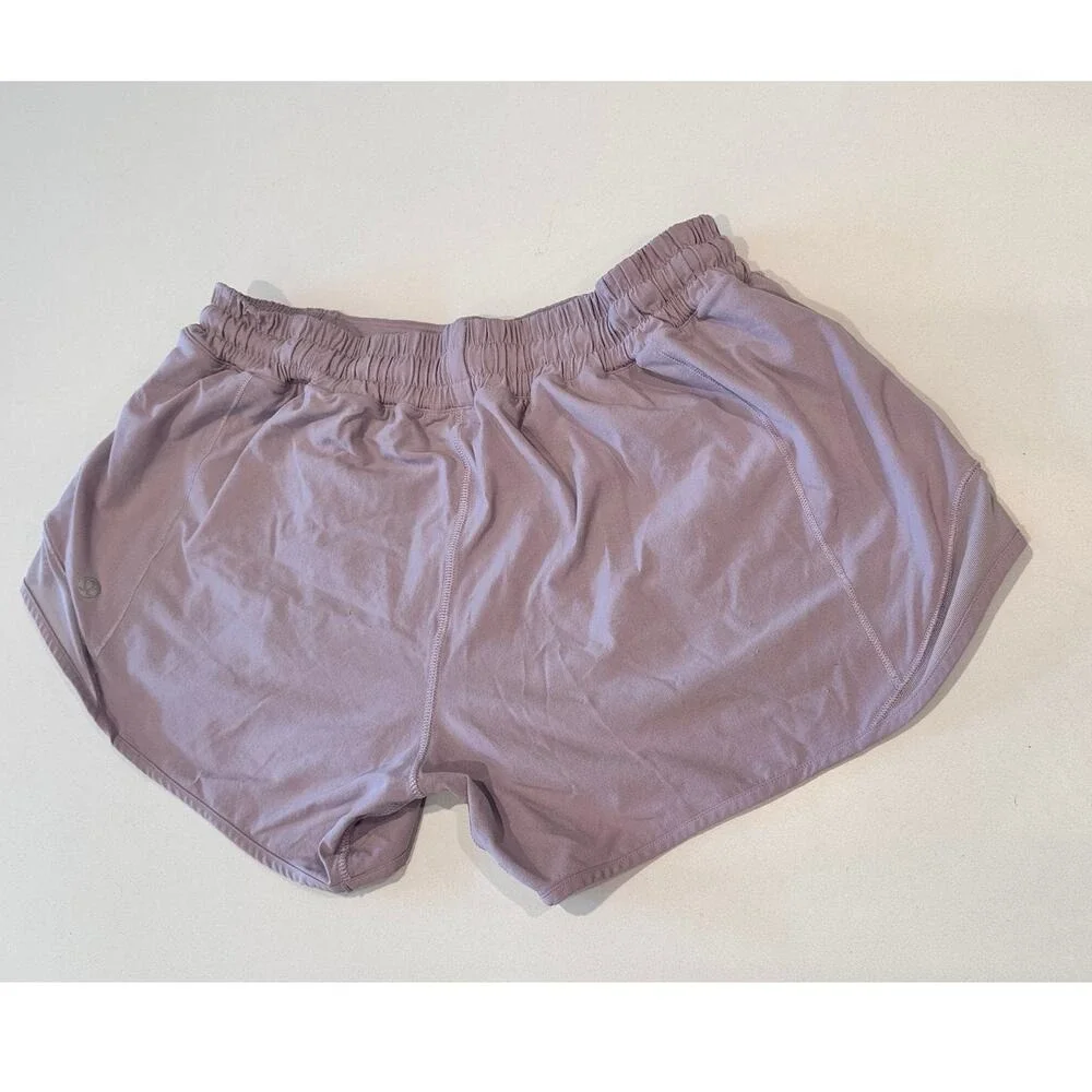 Lululemon Hotty Hot Short‎ II 4' Rose Quartz